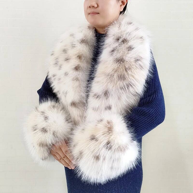 Winter Clothing For Sale - Большой женский шарф из искусственного лисьего